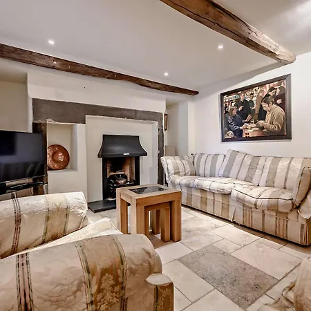 펜션 5 Bed In Keswick 91503 엠블톤