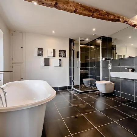 펜션 5 Bed In Keswick 91503 *